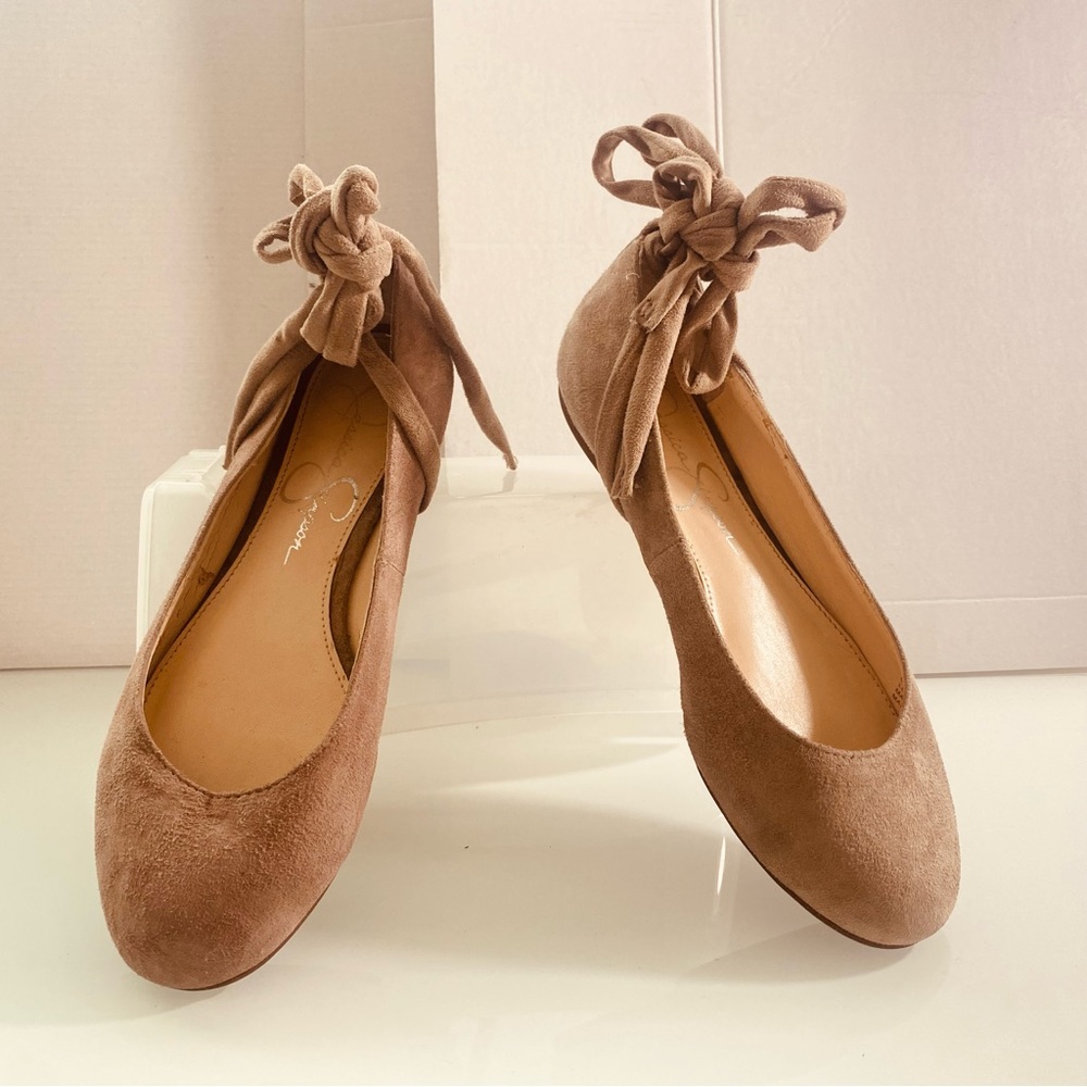 Jessica Simpson Tan Suede Ballet Flats Size 61/2M Straps Comfy Round Toe Ballet - Picture 3 of 12